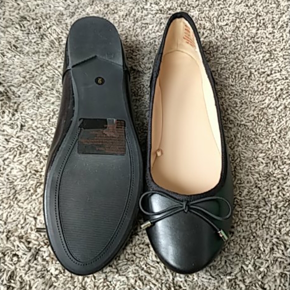 Shoes - Picture 3 of 3